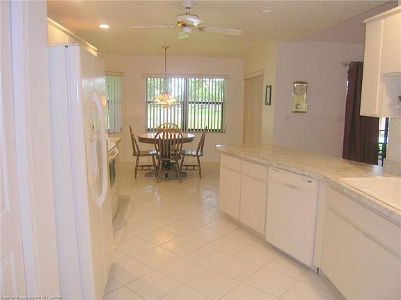 4th image of 39 Crestview Ct S