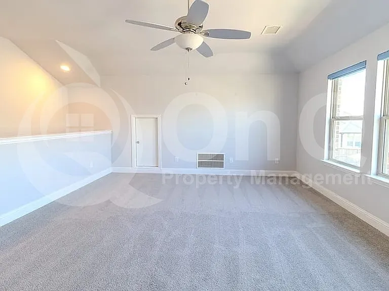 3215 Mattie Grey Ln — Photo 17