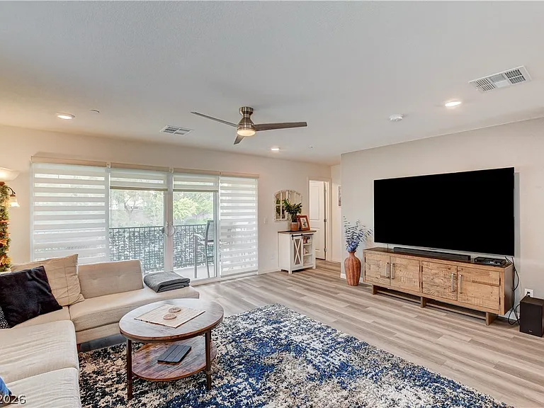 3715 Brilliant Sunset St — Photo 8