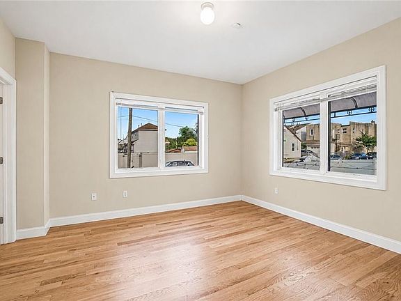 5th image of 64 Butler Pl