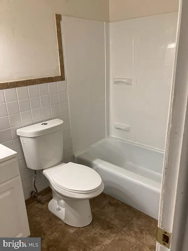 2 bed, $1,425 — Photo 4