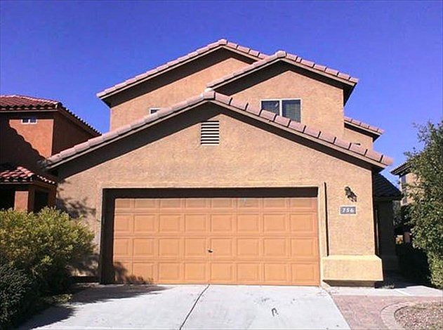 1st image of 756 W Cholla Crest Dr