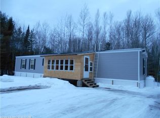 187 Bos Ln, Greenbush, ME 04418