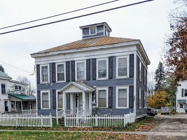 30 Genesee St, New Berlin, NY 13411