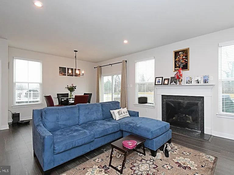 500 Sterling Dr — Photo 19