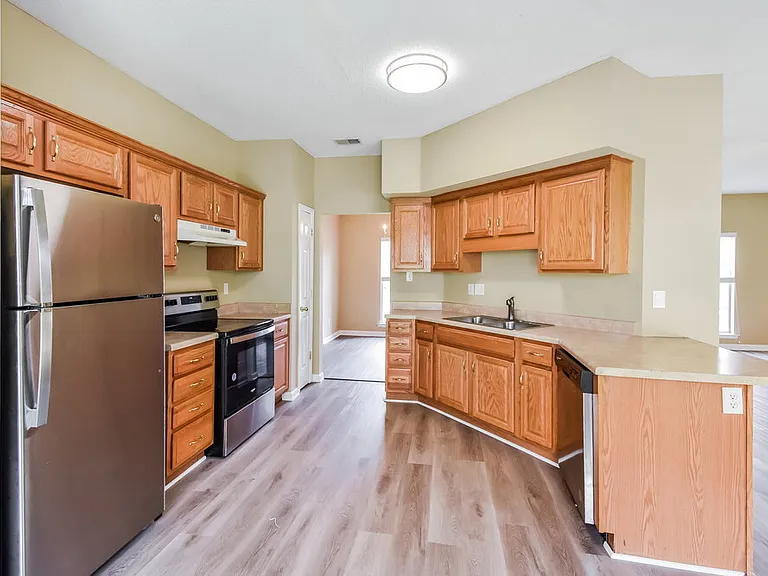 4599 Tulip Bend Dr — Photo 8
