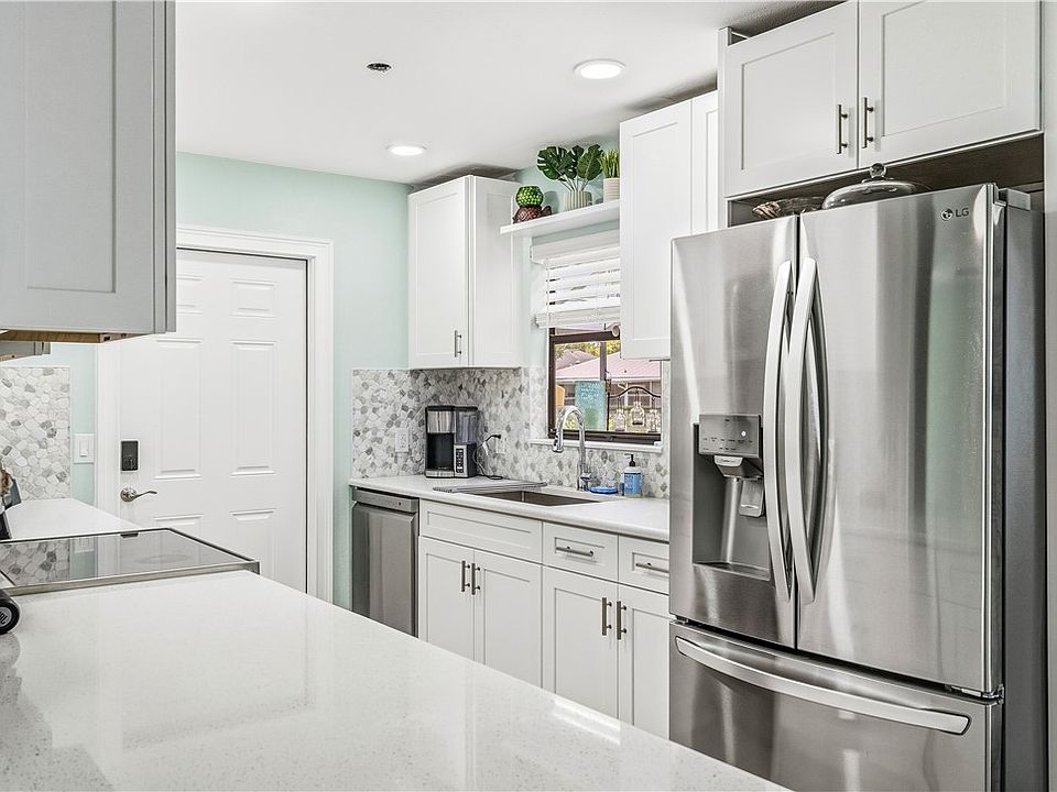 1st image of 3116 3rd St