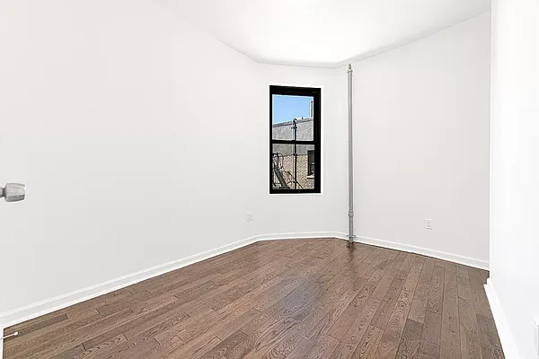 Rented by REAL New York | media 9