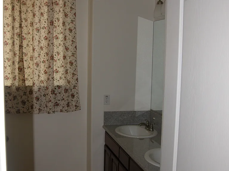 8080 Artesia Blvd — Photo 9