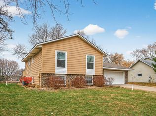 7726 Iverson Ave S, Cottage Grove, MN 55016