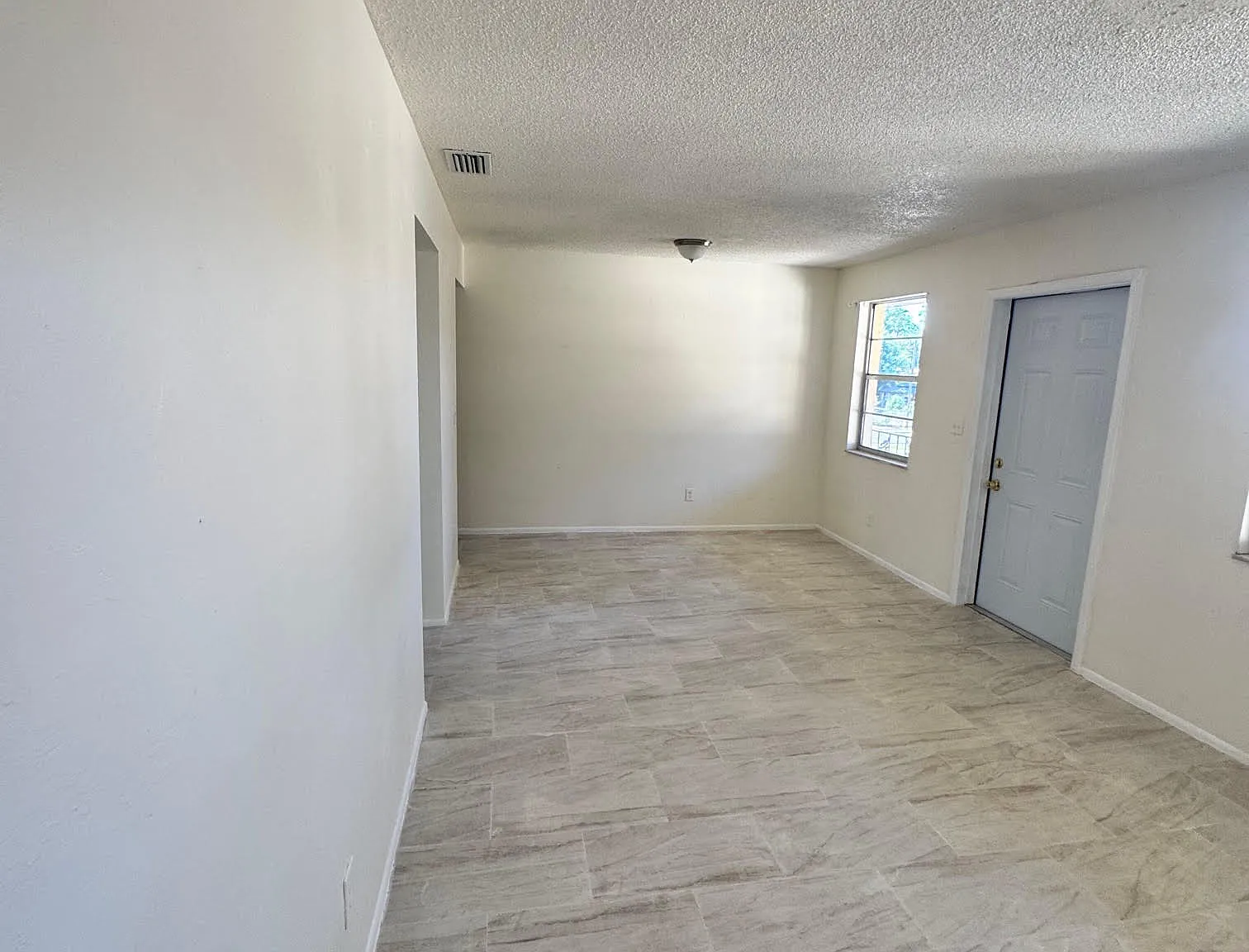 1 bed, 550 sqft, $1,099 — Photo 4