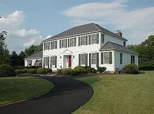 10 Round Hill Ct, Flemington, NJ 08822