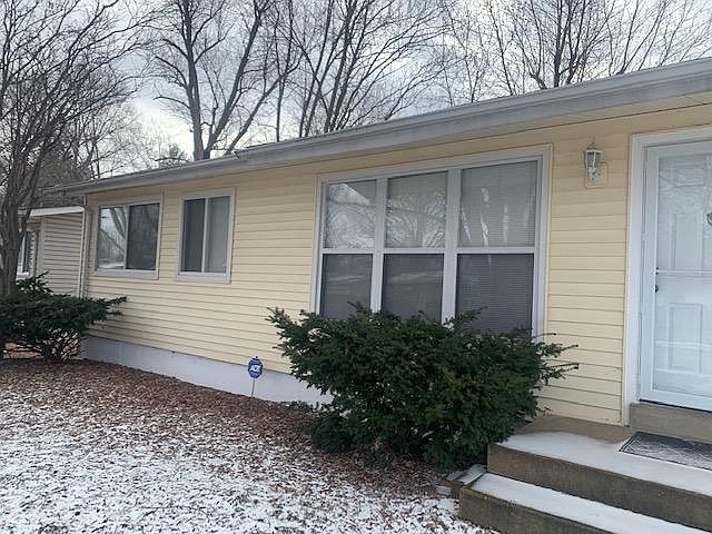 1st image of 740 Hazelvalley Dr