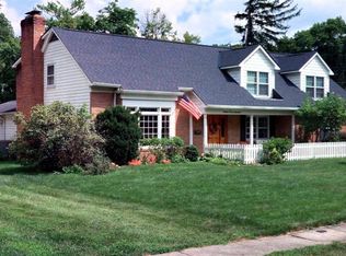 4520 Tetford Rd, Columbus, OH 43220