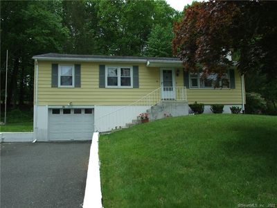 30 Dana Road, Danbury, CT, 06811