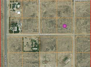 Roland Ave, Rosamond, CA 93560