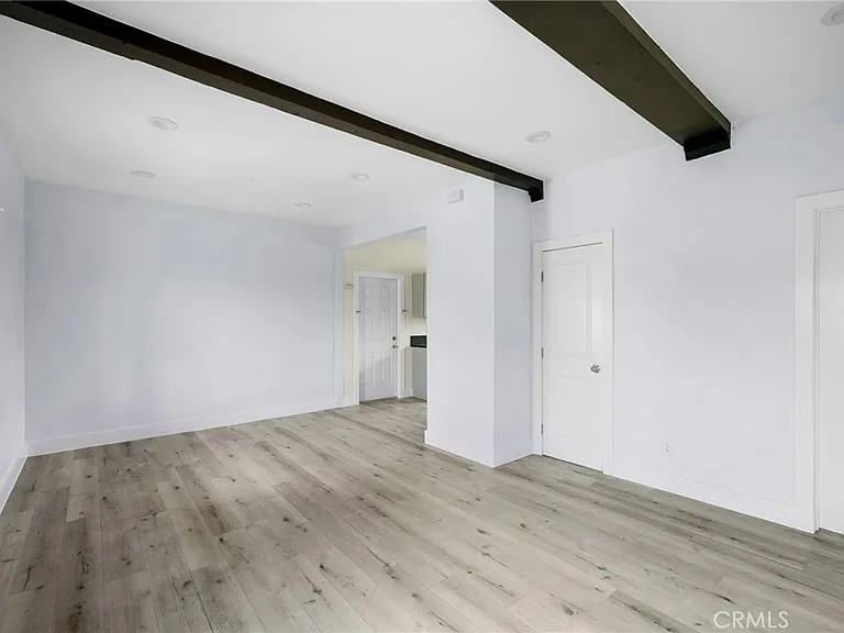 1641 S Catalina St #1/2 — Photo 4