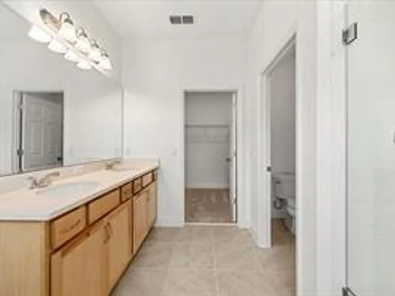 7991 Syracuse Dr — Photo 13