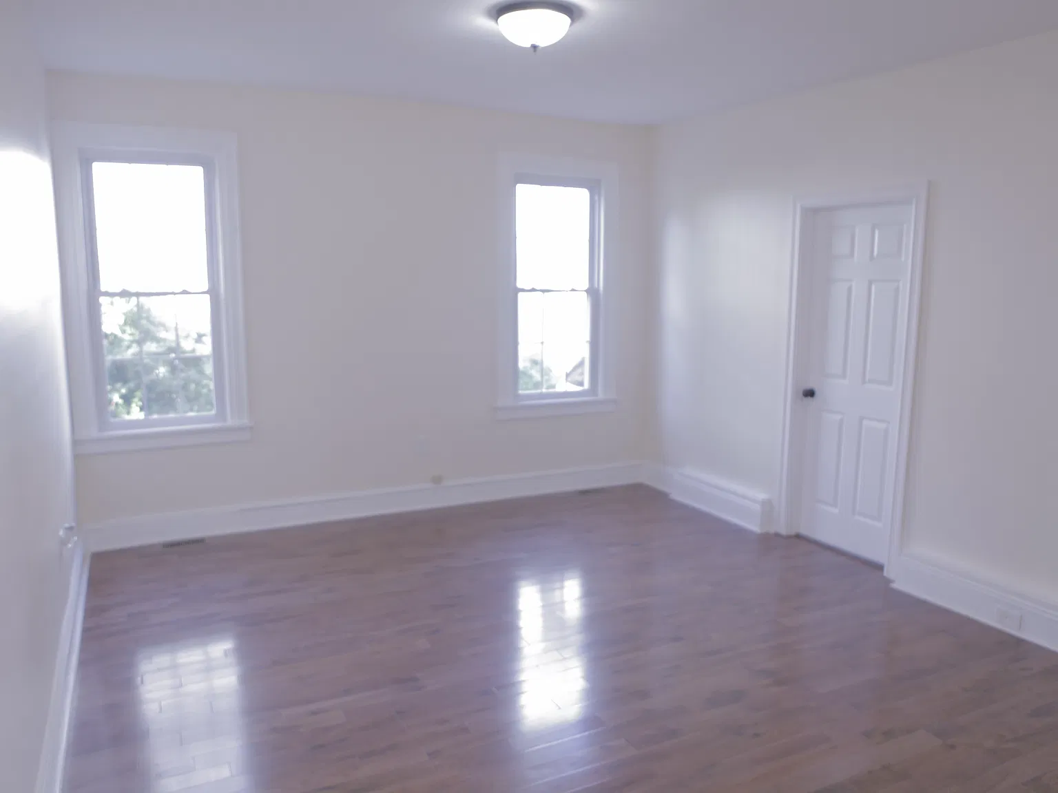 2 bed, 800 sqft, $2,900 — Photo 4