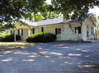 5940 Summer Shade Rd, Beaumont, KY 42124