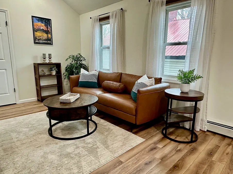 59 S Franklin St #2
