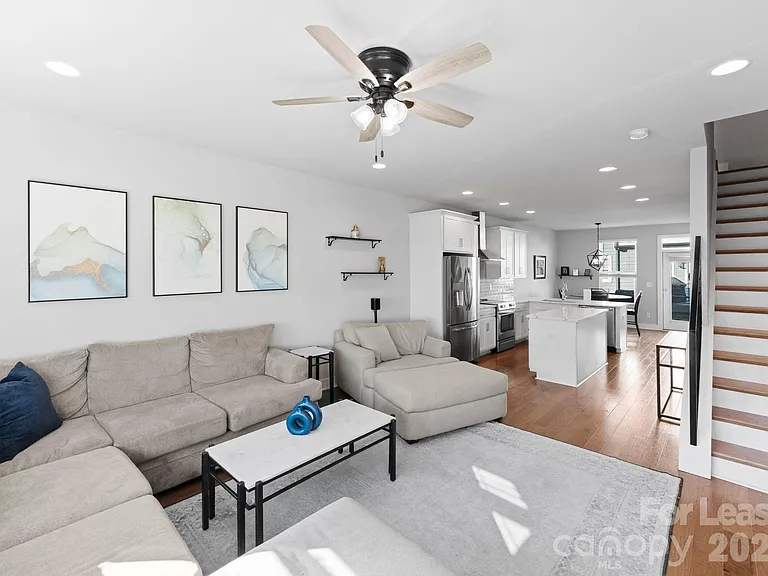 2310 Elizabeth Mill Pl — Photo 10