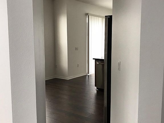 4th image of 14116 Entrada Dr