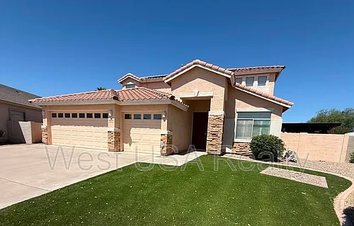 20652 N Donithan Way Photo 1