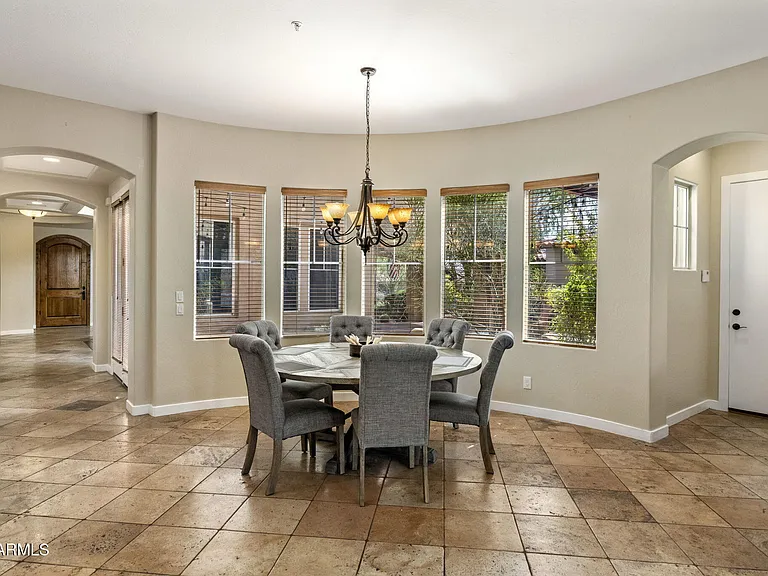 9572 E Mountain Spring Rd — Photo 13