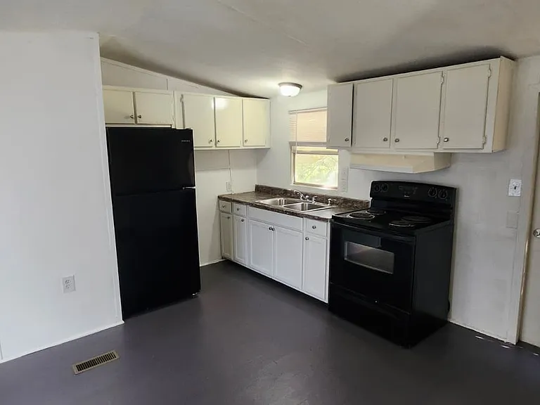 8364 Cedar St #12 — Photo 19