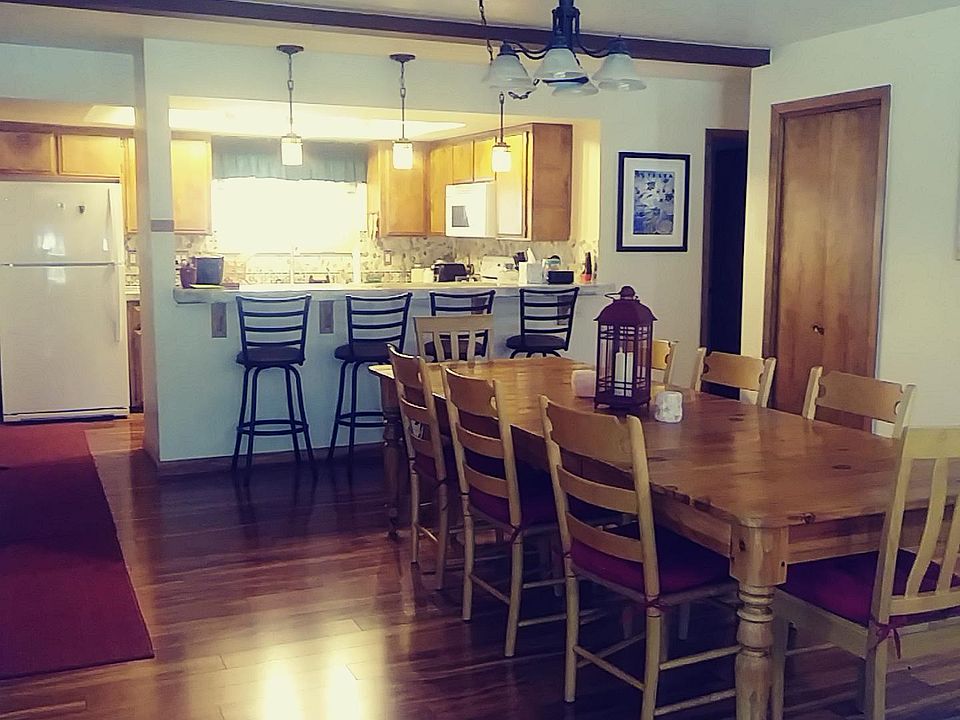 1st image of 942 Harold Dr #1