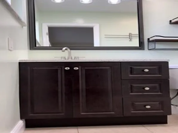 7540 NW 16th St, Plantation, FL 33313