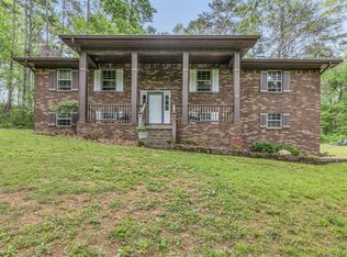 738 Davis Rd, Chickamauga, GA 30707