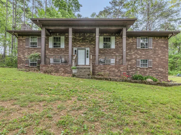 738 Davis Rd, Chickamauga, GA 30707