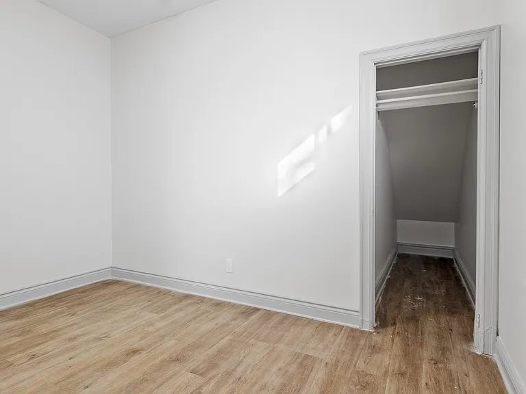 455 Somerset St W #2 — Photo 9