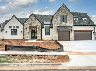 504 E Fredericksburg St, Broken Arrow, OK 74011