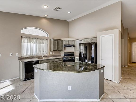 4th image of 3391 Mendocino Forest St
