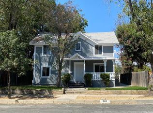 305 W 1st St #B, San Dimas, CA 91773