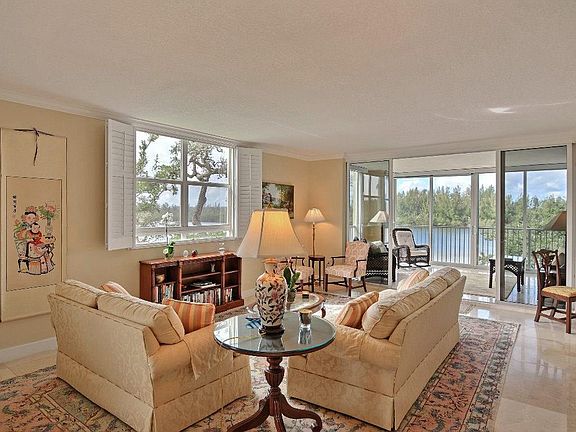 5th image of 8865 W Orchid Island Cir APT 208