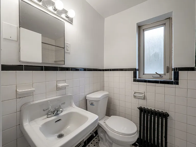 219 Lincoln Ave — Photo 12