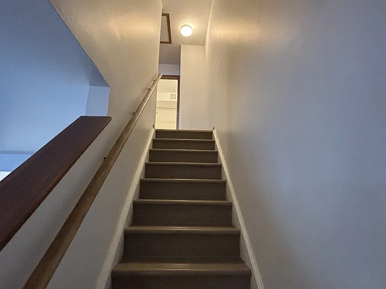 161 Hillside Hts — Photo 6