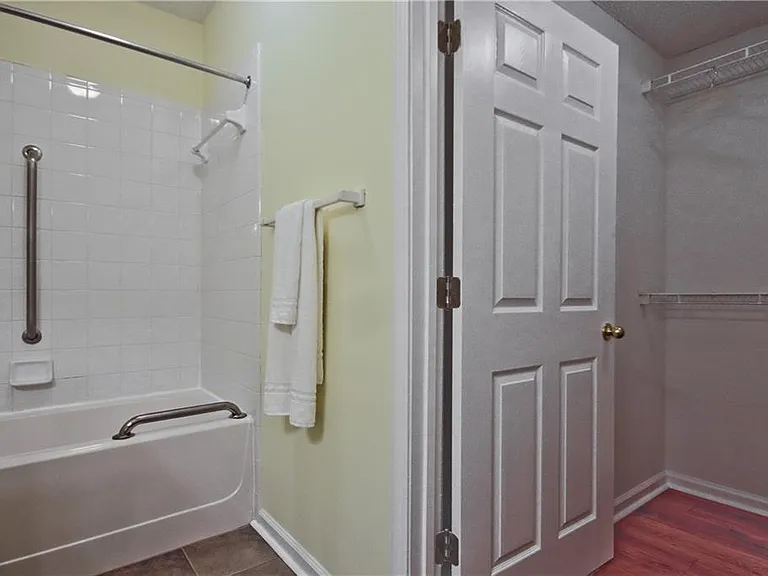 8102 Woodland Ln #8102 — Photo 28