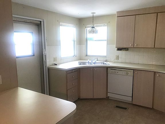 3rd image of 7000 20th St Lot 956