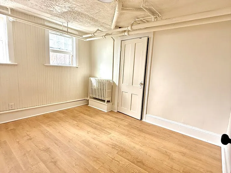 37 Green St — Photo 7