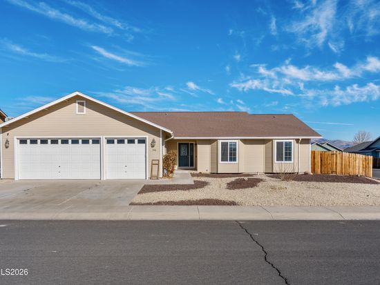 794 Sparrow Dr, Fernley, NV 89408
