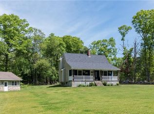 339 Hog House Hill Rd, Exeter, RI 02822