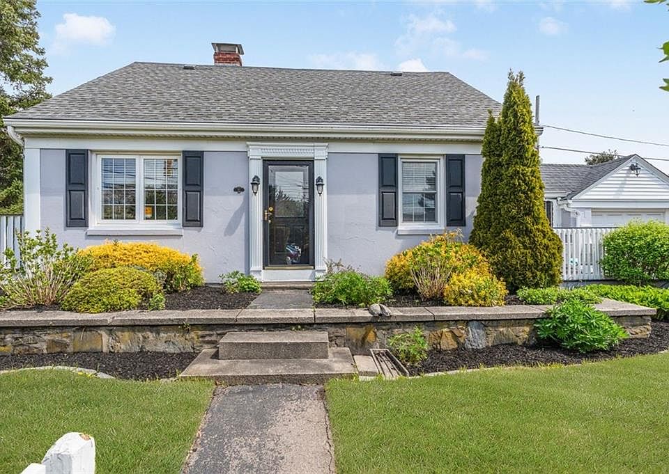 63 Admiral Kalbfus Rd, Newport, RI 02840 Zillow