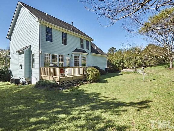 4th image of 3116 Chelmsford Dr