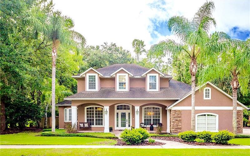 1st image of 229 Leslie Ln