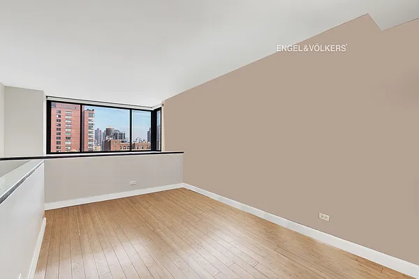Rented by Engel & Völkers New York City | media 5